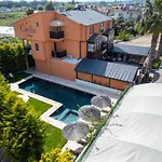 Ciello Suites Hotel